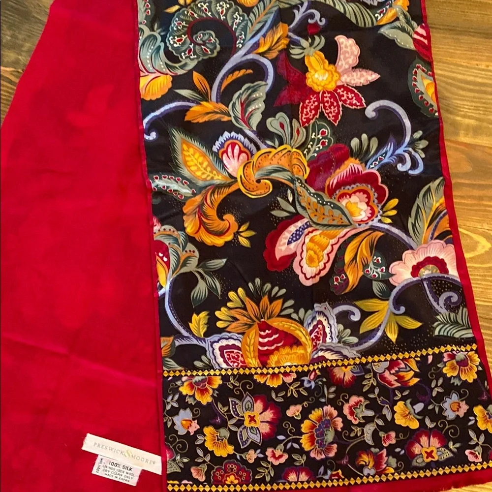 Preswick‎ & Moore Silk floral paisley scarf